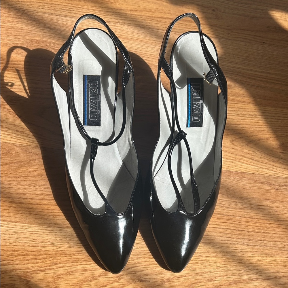 Vintage patent Black leather Heels